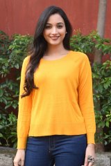 Srinidhi Shetty New Photos